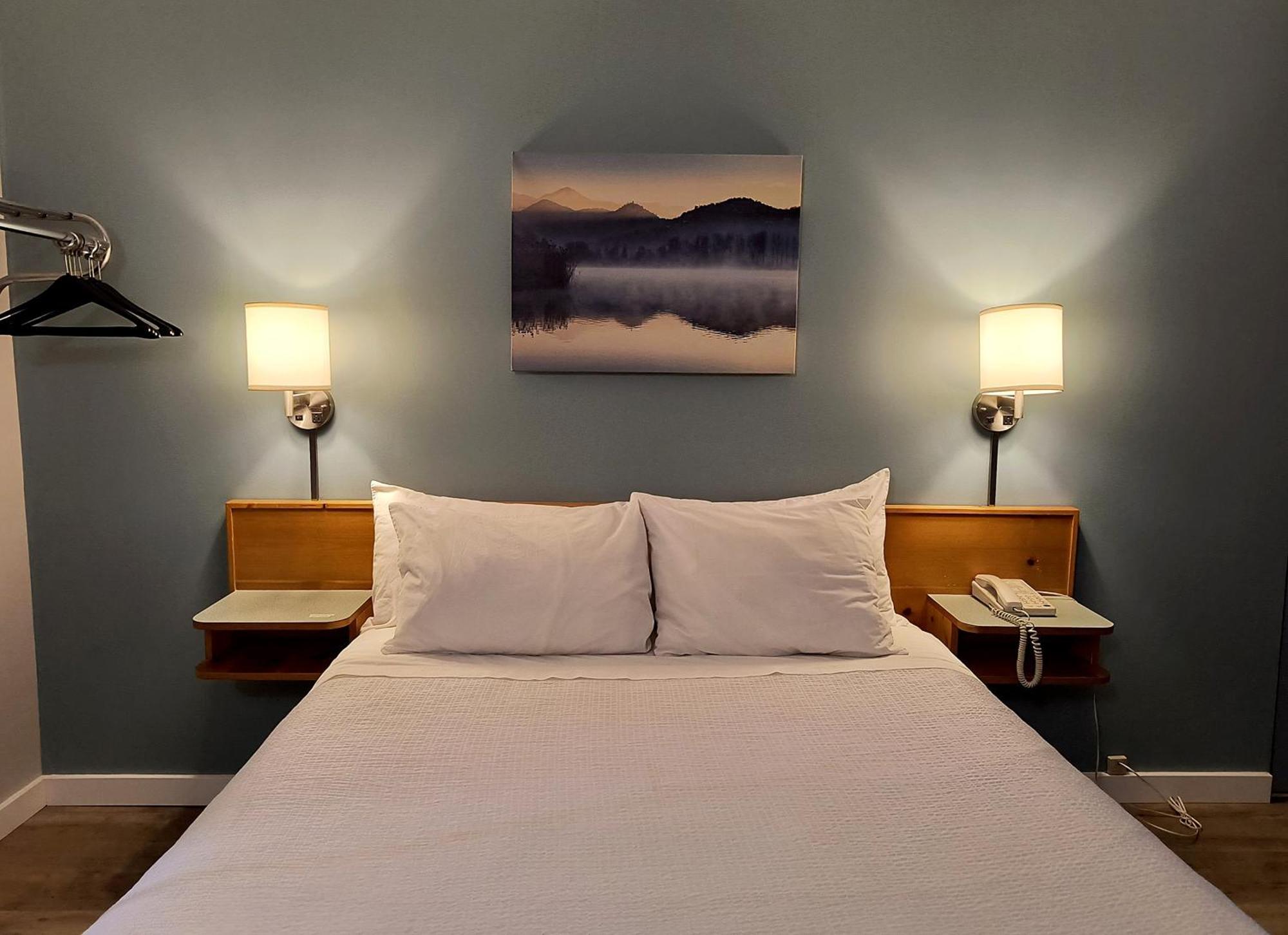 Fireweed Motel